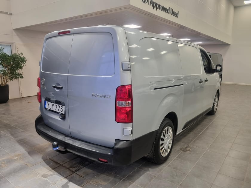Bild 5 av Toyota Proace L3 2.0D Värmare Drag Dubbla skjutdörrar