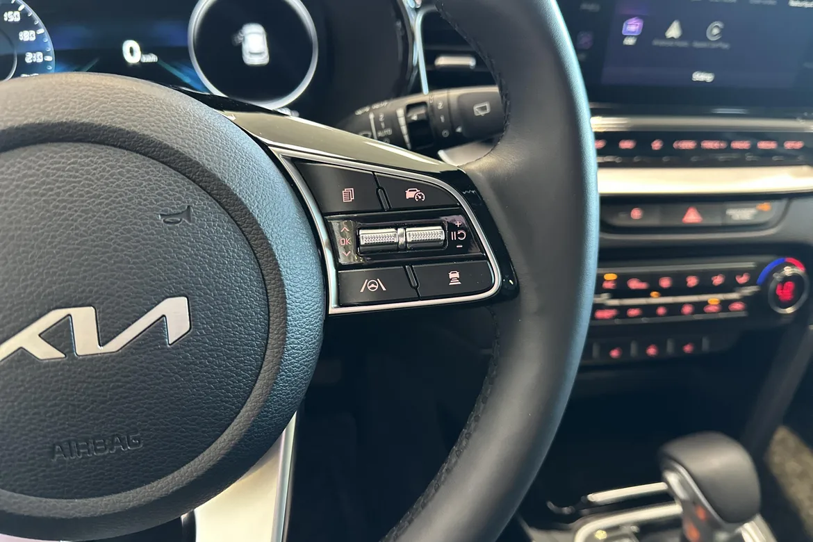 picture of a car