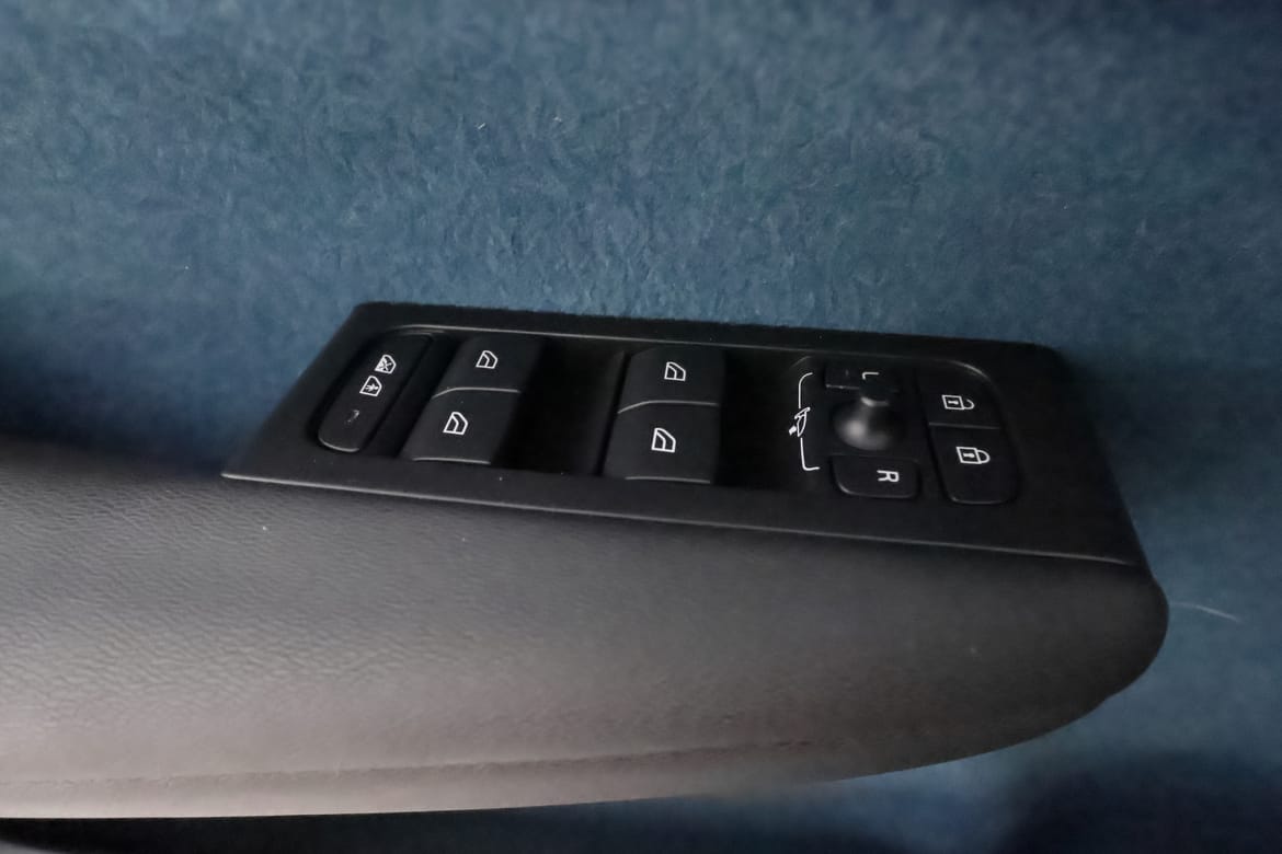 Volvo C40 2023 - miniatyr 16