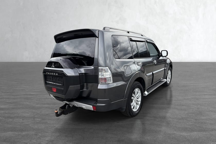 Bilde 4 av Mitsubishi Pajero 5-dørs Instyle + meget lav km