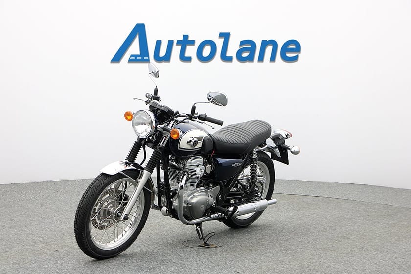 Bild 4 av Kawasaki W800 *Endast 613mil!, Nyservad, Nya Däck