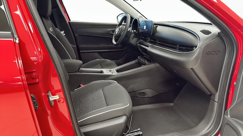 Bild 3 av Fiat 600 Hybrid HEV LOUNGE