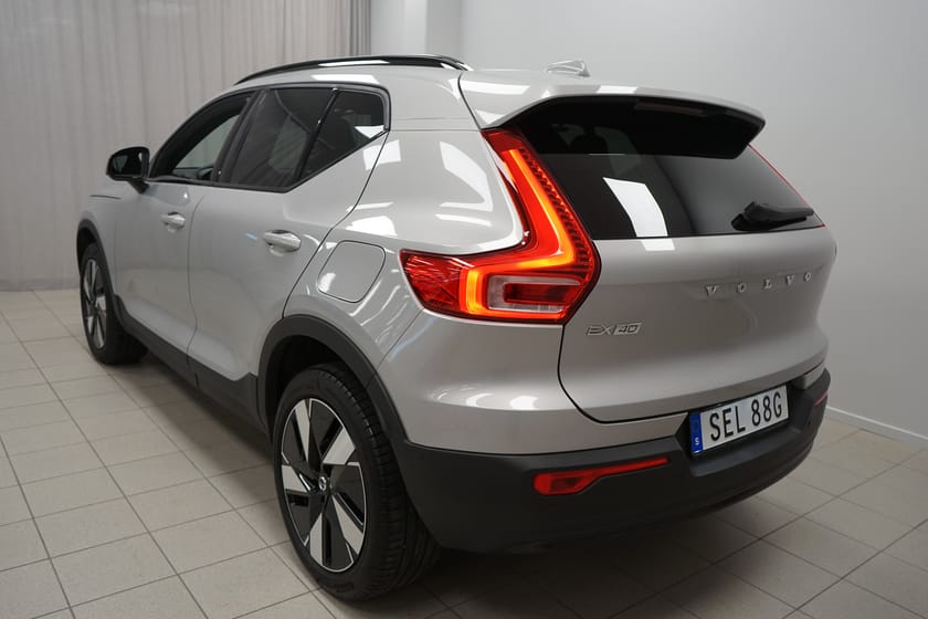 Bild 3 av Volvo EX40 Twin Motor Performance Plus | Drag | 360 kamera | Värmepump |