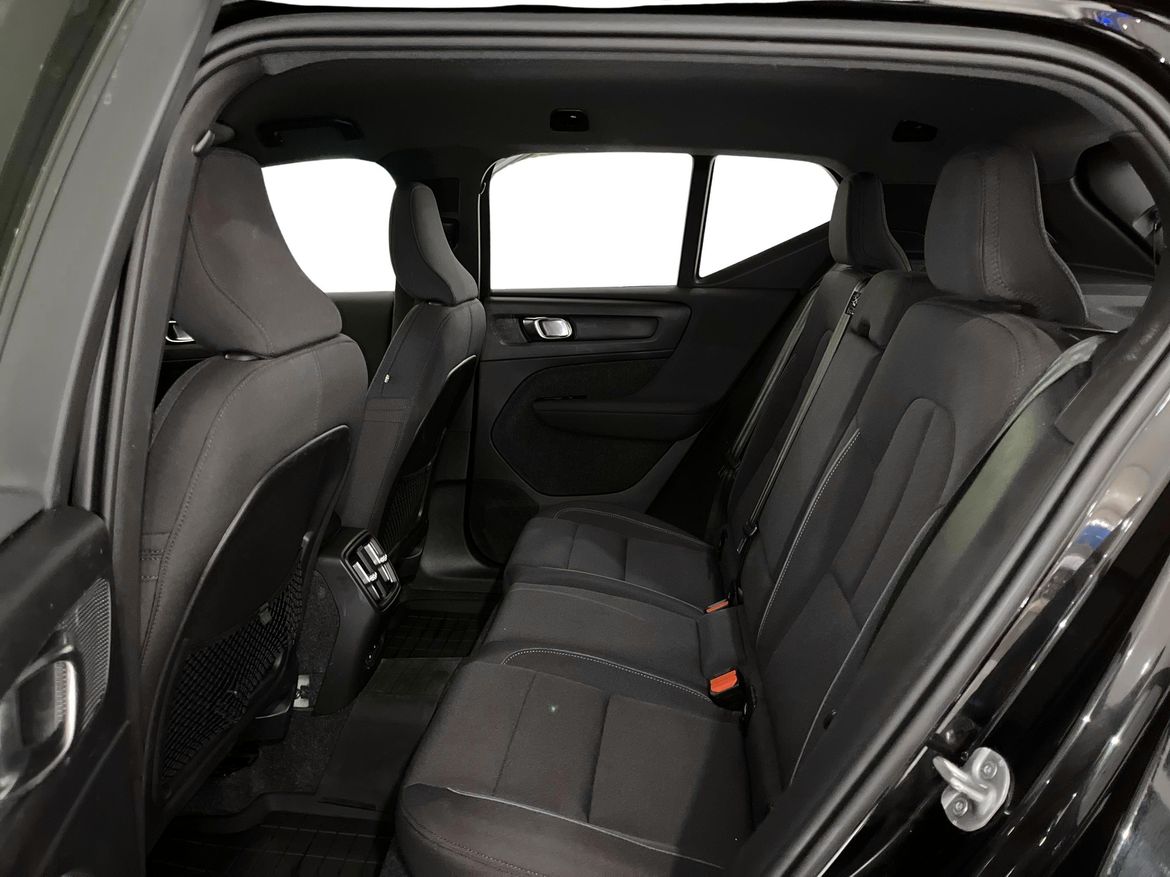 Volvo XC40 2023 - miniatyr 7