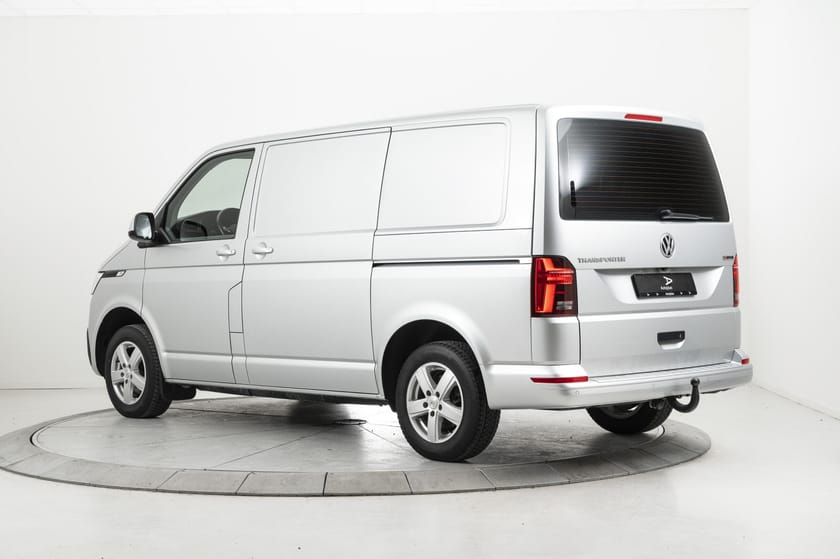 Bilde 4 av Volkswagen Transporter 2,0 TDI 150hk K u/vindu 4Motion Krok ACC Kamera Webasto