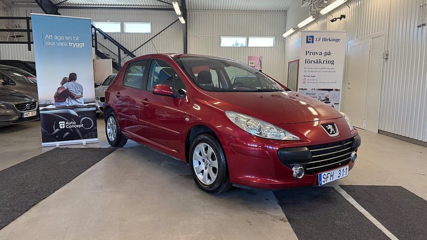 Bild 1 av Peugeot 307 5-dörrar 1.6 Manuell, 109hk, P-sensor, Drag *1 Brukare*