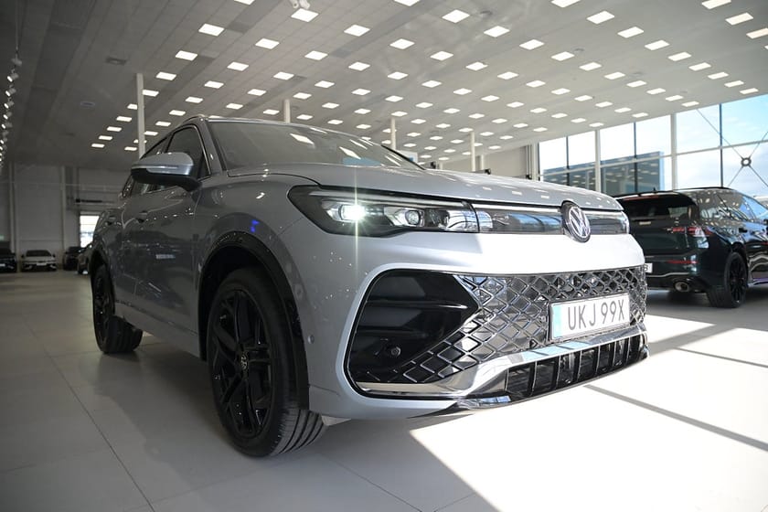 Bild 4 av Volkswagen Tiguan eHybrid R-Line SWE - *0 kr insats!*