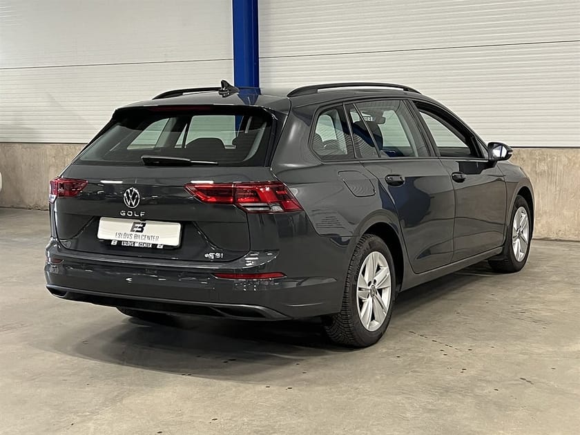 Bild 4 av Volkswagen Golf Sportscombi 1.5 eTSI 131 HK / DSG / Base / Backkamera /
