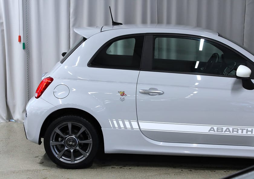 Bild 5 av Abarth 595 1.4 T-JET 145hk, Nardogrå, S&V-hjul, 3,99% Ränta