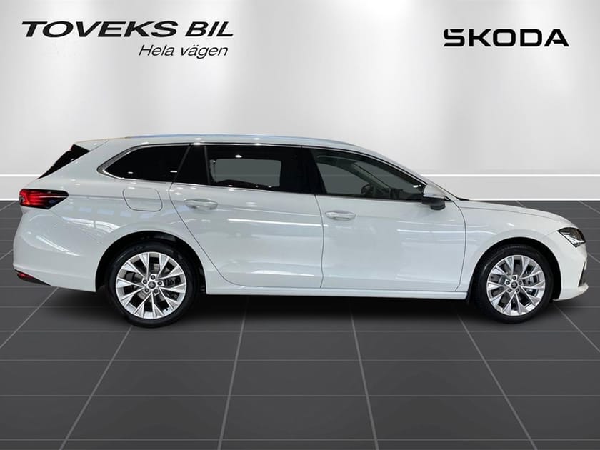 Bild 2 av Škoda Superb Kombi COMBI SELECTION 2,0 TDI 193 HK 7 VXL DSG 4X