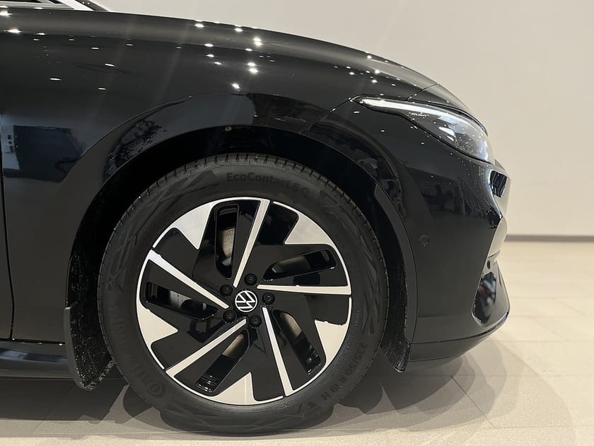 Bild 5 av Volkswagen ID.7 Pro S Tourer | LAGERBIL | V-hjul | Takbox + Bågar