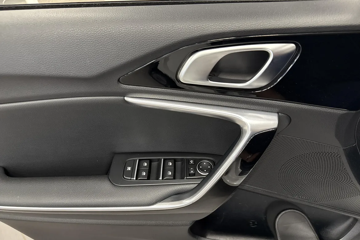 picture of a car