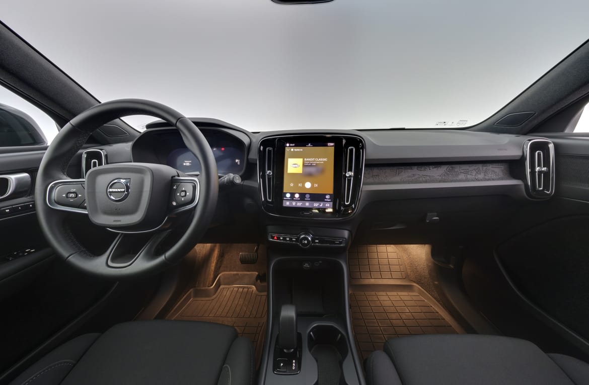 Volvo EX40 2025 - miniatyr 8