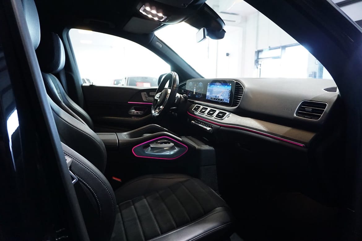 Mercedes-Benz GLE 2019 - miniatyr 19