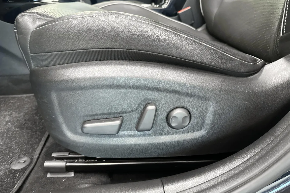 picture of a car