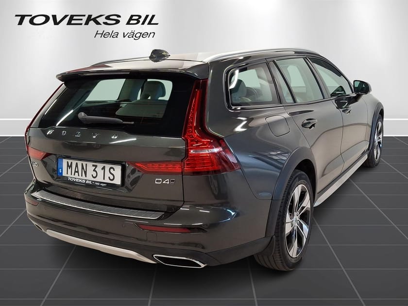 Bild 2 av Volvo V60 Cross Country D4 AWD Geartronic Momentum