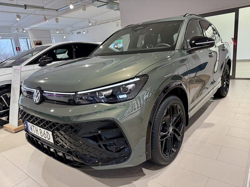 Bild 3 av Volkswagen Tiguan eHybrid R-LINE 272 HK DSG6