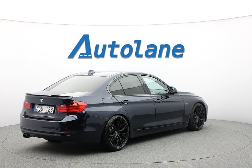 Bild 4 av BMW 328i Sedan 328 Steptronic Luxury Line 245hk