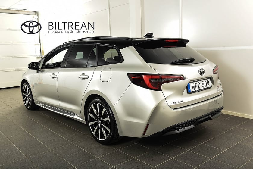 Bild 3 av Toyota Corolla Touring Sports Hybrid Kombi 2,0 Elhybrid Drag Navi MOMS Panorama