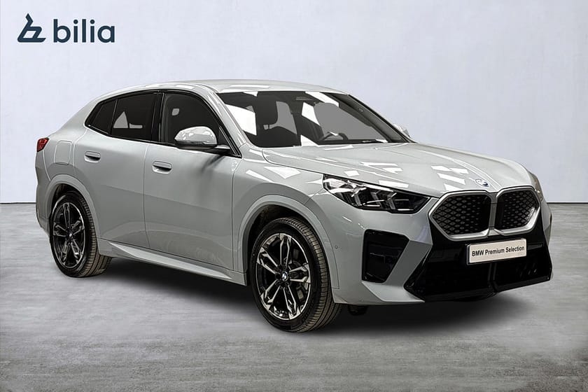 Bild 1 av BMW iX2 xDrive30 xDrive30-M Sport-Dragkrok-Adaptiv Farthållare-Rattvärme