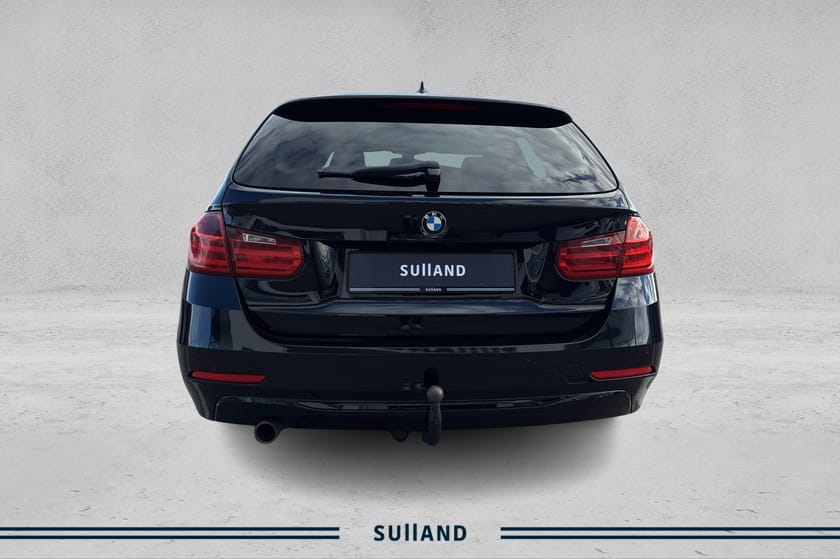 Bilde 4 av BMW 320d xDrive Touring Flott stasjonsvogn med sprek kjørecomfort
