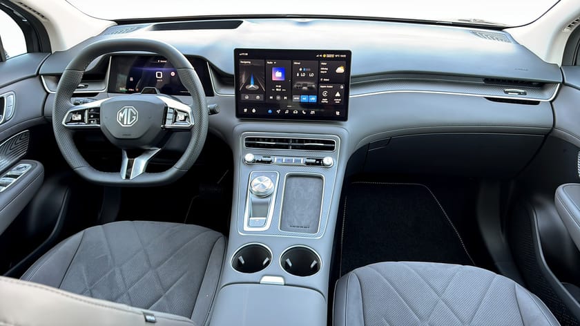Bild 4 av MG S6 EV Dual Motor LUXURY 77 KWH AWD - LADDKORT 15 000KR