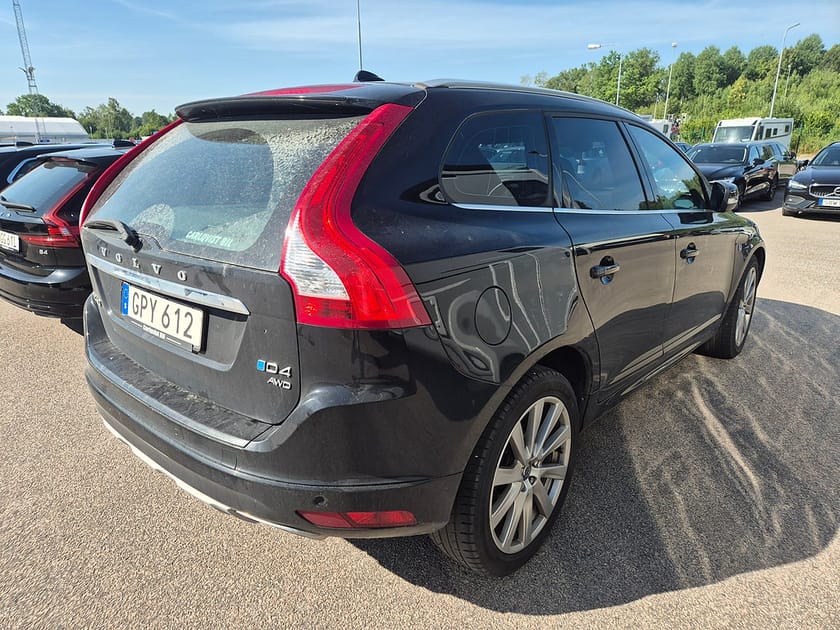 Bild 3 av Volvo XC60 AWD D4 Ocean Race 190HK 4x4 Läder