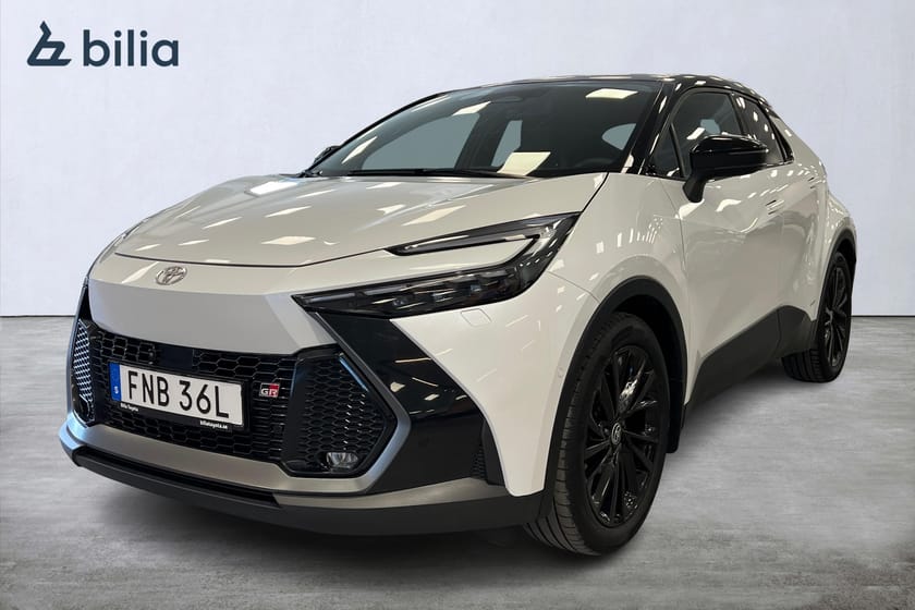 Bild 1 av Toyota C-HR Hybrid AWD-i 2.0 GR Sport Komfortpaket Drag Approved Used