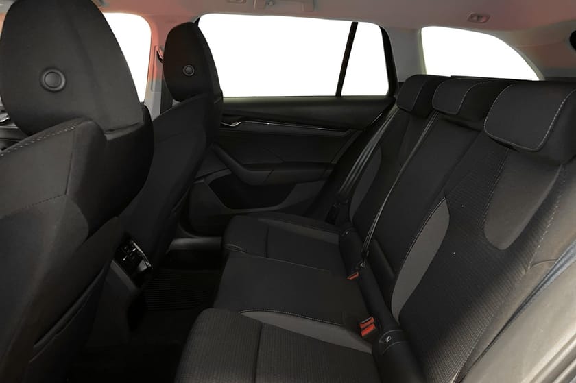 Bild 5 av Škoda Octavia Kombi 1.0TSI / Sunset / Drag / Värmare /