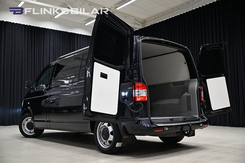 Bild 4 av Volkswagen Transporter Kombi 2.0 TDI DSG 4Motion Dubbelhytt Drag *RepObj*