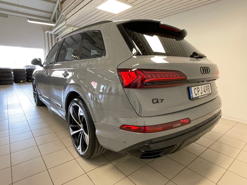 Bild 4 av Audi Q7 50 TDI quattro 7-Seater 7-Sits B&O Matrix Drag