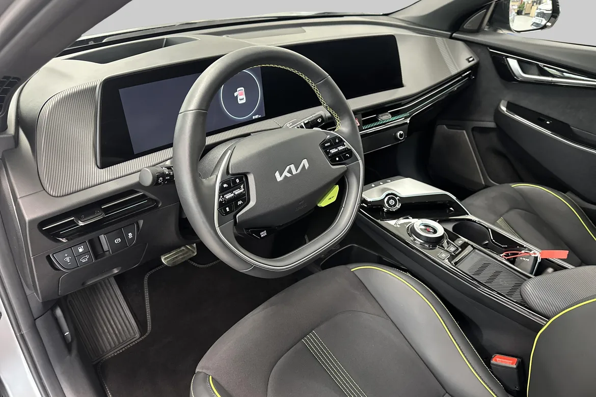 picture of a car