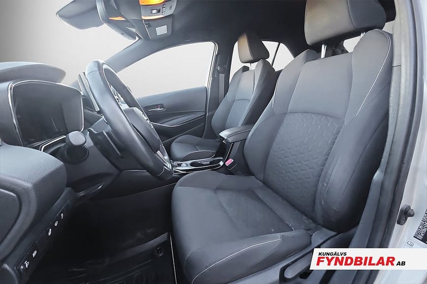 Bild 3 av Toyota Corolla Hybrid e-CVT, 184hk Style 1 brukare