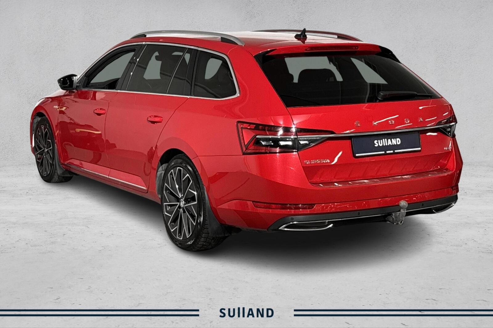 Thumnail bilde 2 av Škoda Superb Stasjonsvogn