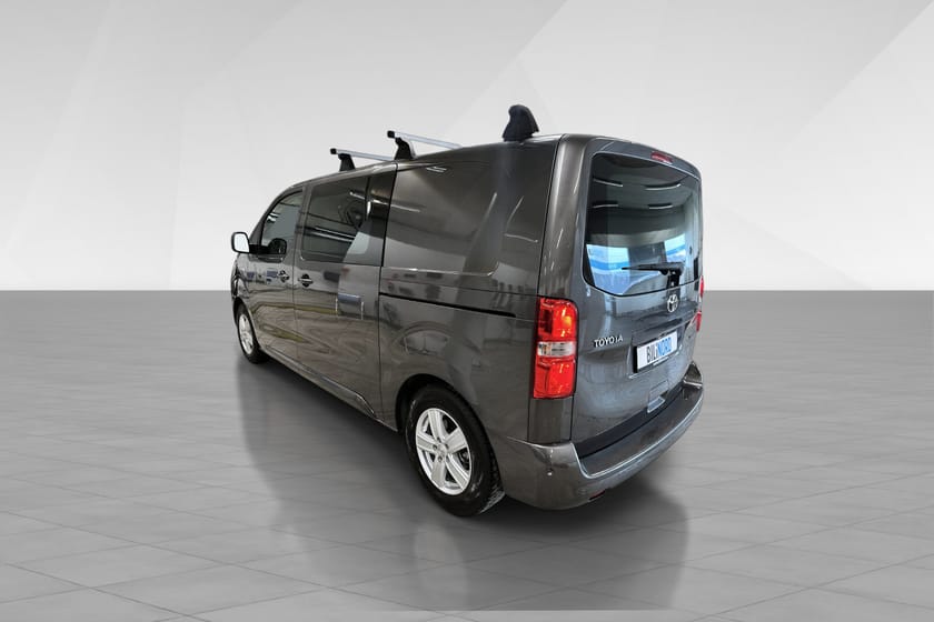 Bilde 4 av Toyota Proace Electric 50kWt Comfort L1H1 Lav km, kamera, takstativ++