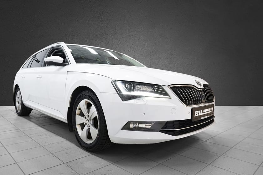 Bilde 4 av Škoda Superb Stasjonsvogn 150hk 4x4 | Masse utstyr | 8 nye dekk | Vinterklar!