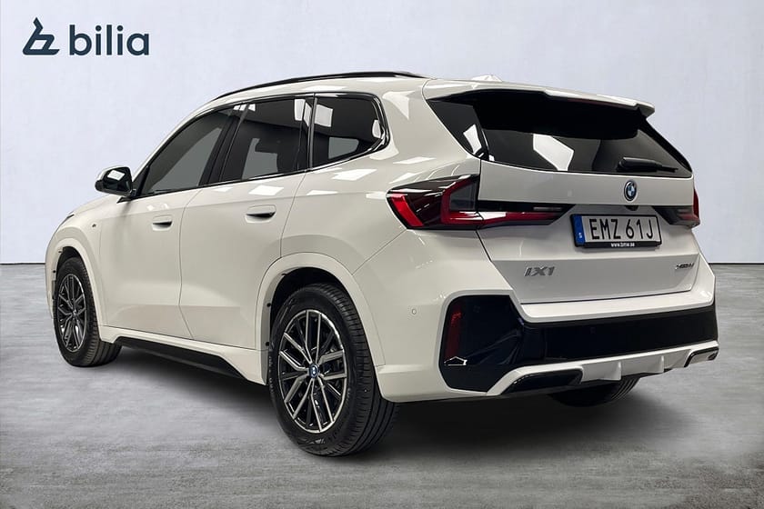 Bild 5 av BMW iX1 xDrive30 M Sport / Dragkrok / Head-up /Comfort access