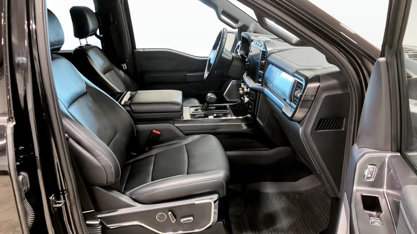 Bild 3 av Ford F-150 SuperCrew Lariat Black Edition 5.0 V8 408hp 4x4 -Aut E85