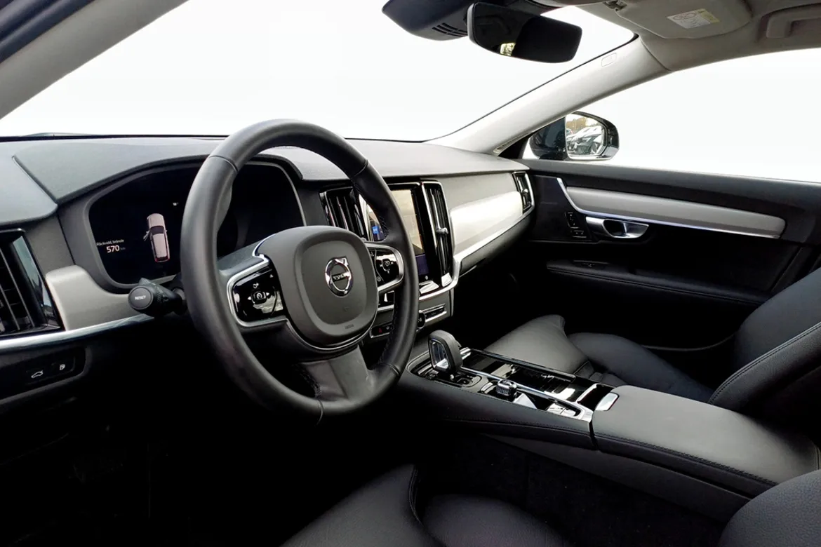 Volvo V90