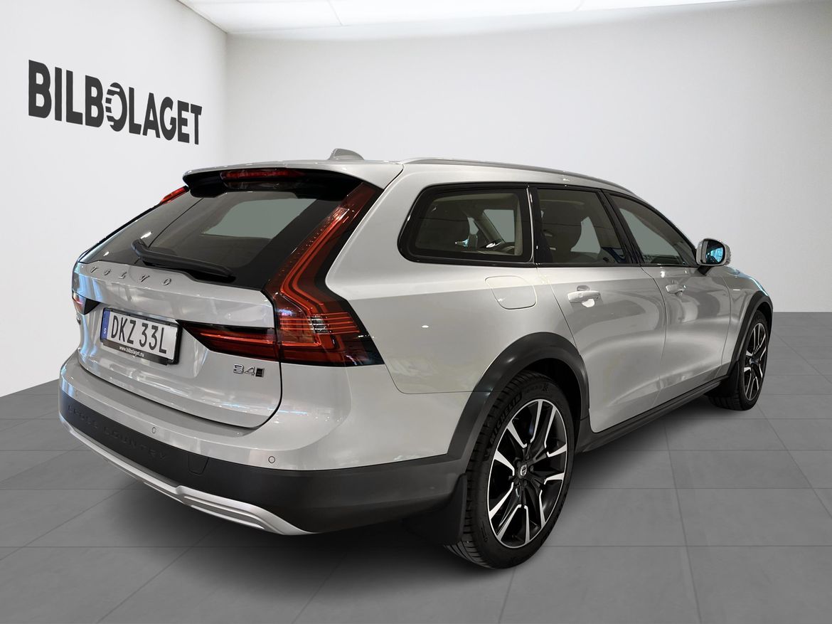 Volvo V90 2021 - miniatyr 4
