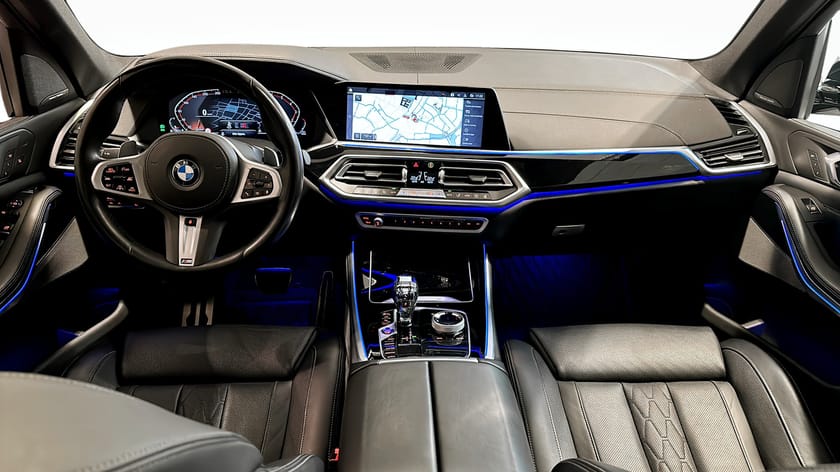 Bild 4 av BMW X5 xDrive40i 40i xDrive  M-Sport Panorama H/K Night Vision