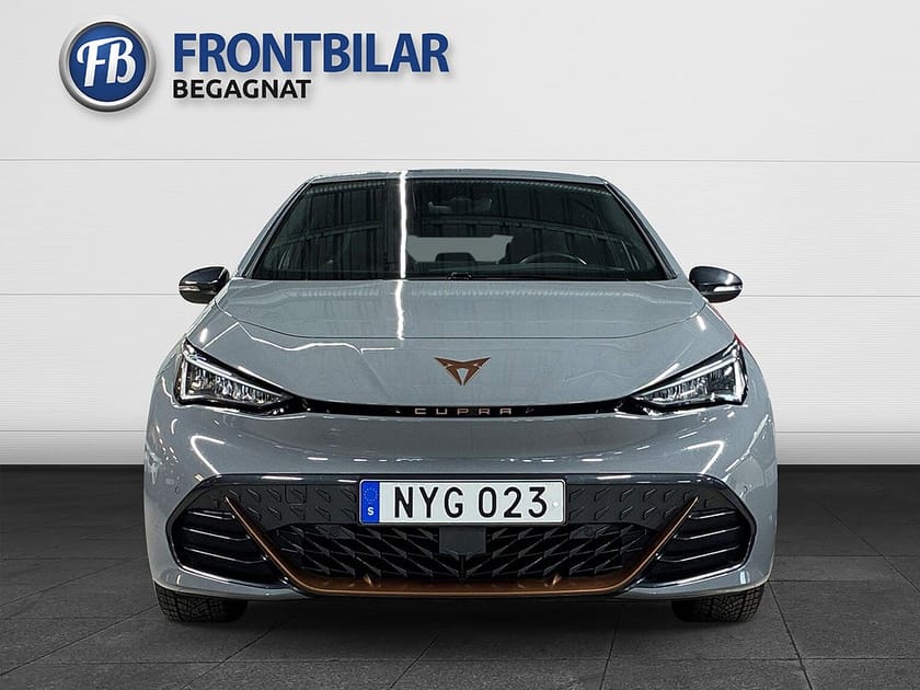 Bild 2 av CUPRA Born e-boost 58 58/B-kamera/Adaptiv-fart/Full Link/ 19"fälg