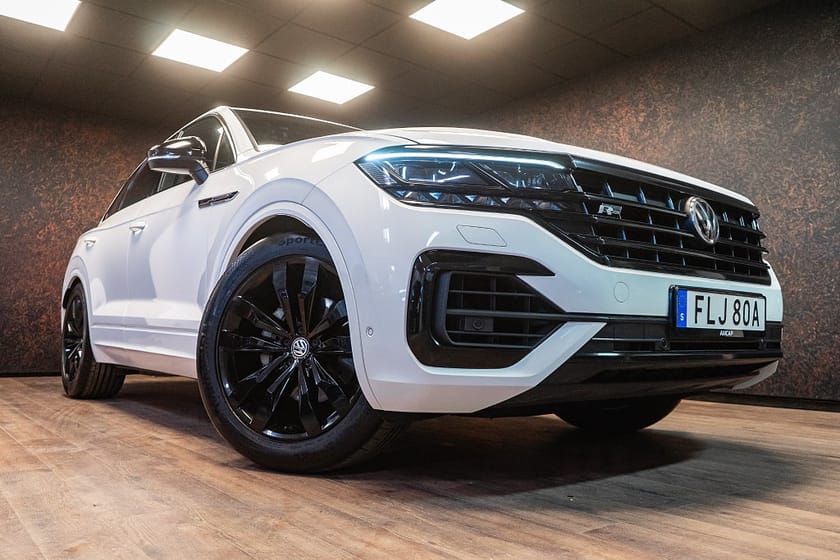 Bild 3 av Volkswagen Touareg 3.0 V6 TDI 4M R-Line | SE SPEC | Pano | 21" | 3483 kr/m