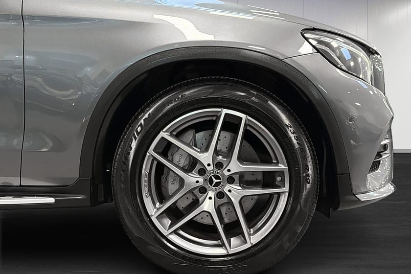 Bild 5 av Mercedes-Benz GLC 220 d 4MATIC AMG Line Panorama Drag 170hk