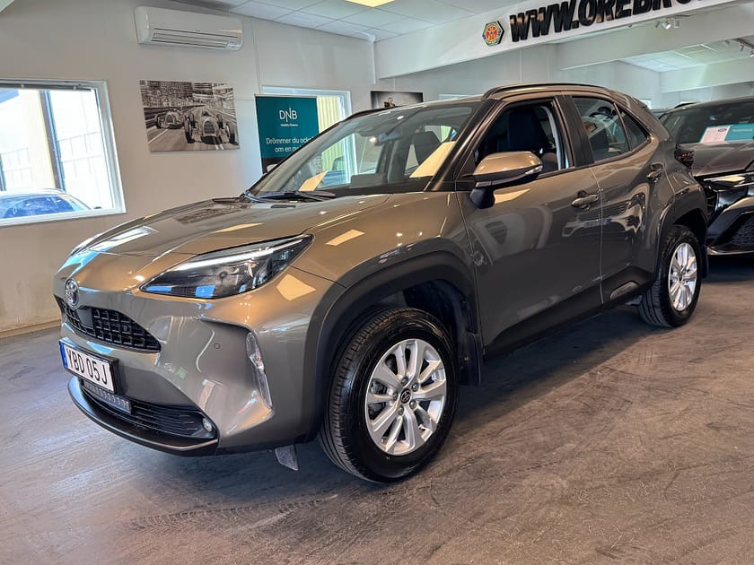 Bild 2 av Toyota Yaris Cross Hybrid AWD-i e-CVT Active Extraljus B-kamera 116hk