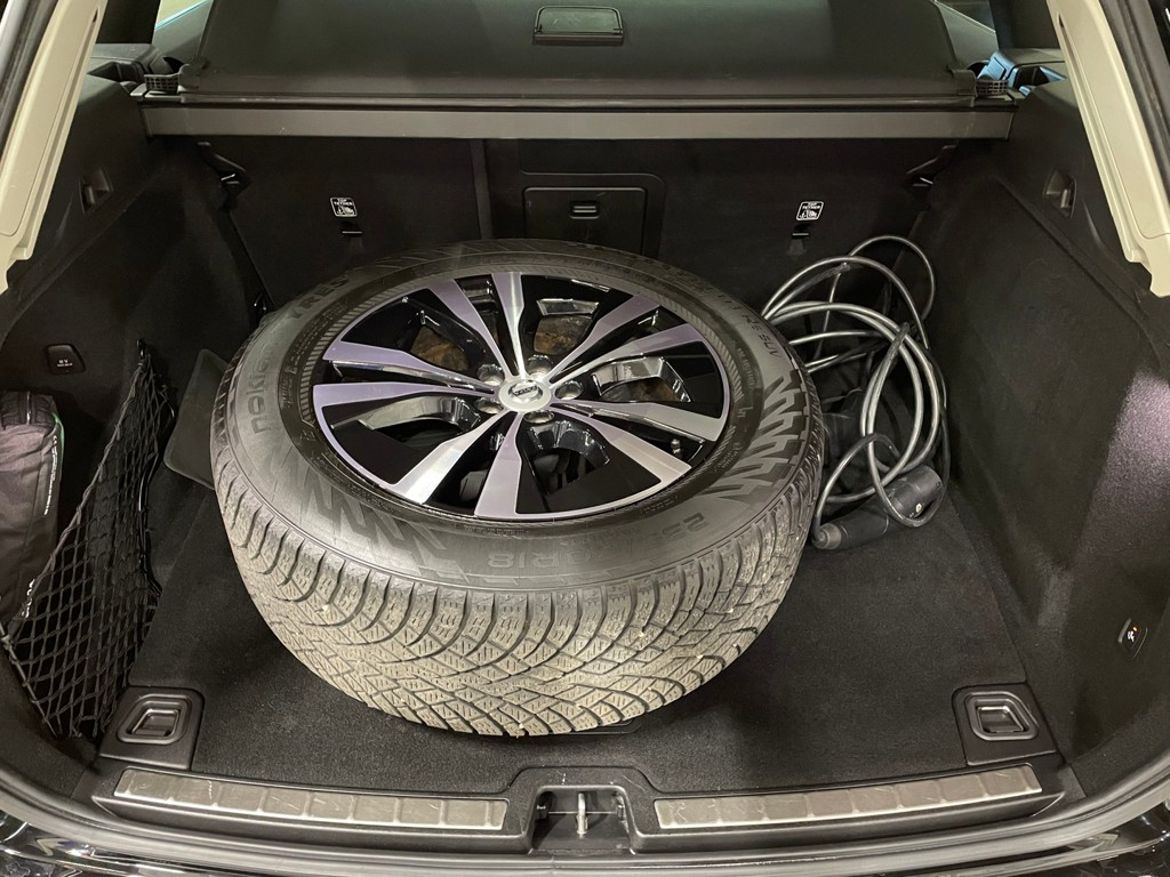 Volvo XC60 2023 - miniatyr 6