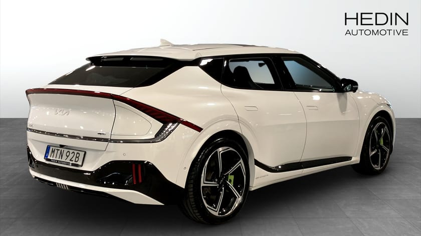 Bild 2 av Kia EV6 GT 585HK GODKÄND