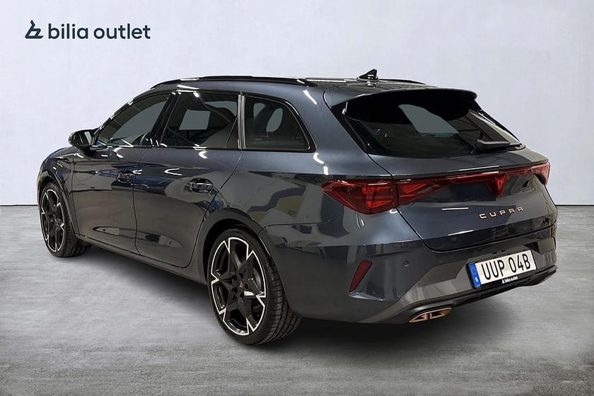 Bild 3 av CUPRA Leon Sportstourer VZ e-Hybrid e-Hyb B-kam Carplay Elstol