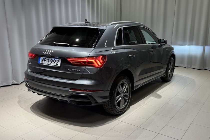 Bild 2 av Audi Q3 45 TFSI e E-TRON  S LINE 245 HK S TRONIC
