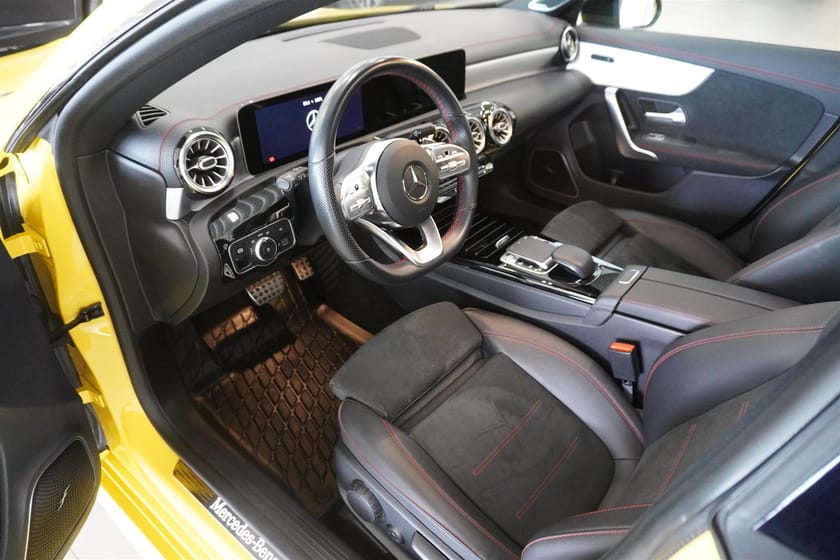 Bild 2 av Mercedes-Benz CLA 200 Shooting Brake Shootingbrake Pano AMG Backkamera